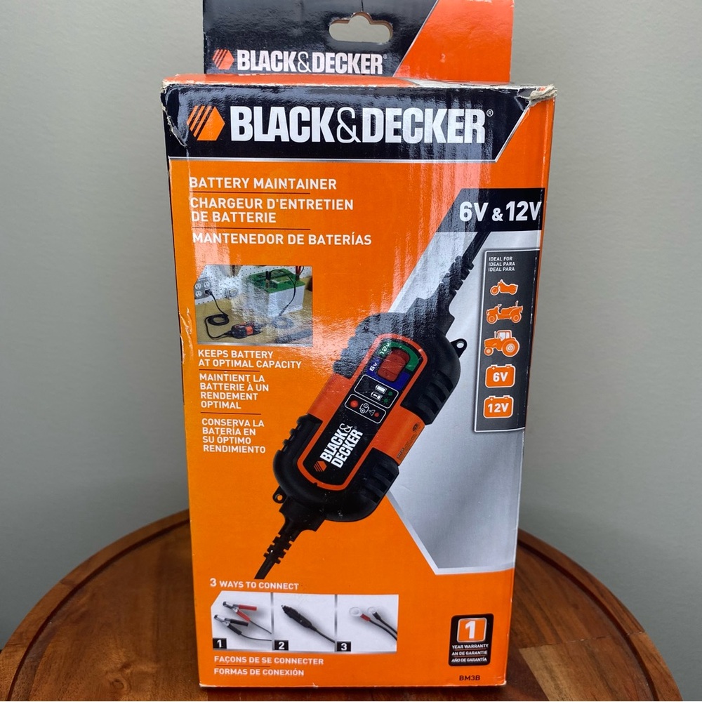 Black & Decker Battery Charger/Maintainer, Trickle Charger - Picture 3 of 13